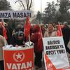 Düzce Öncü Kadın'dan Bölücü Anayasa Girişimine Karşı İmza Masası