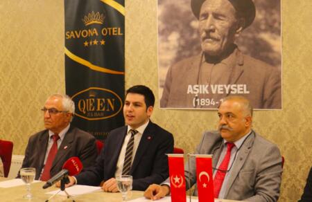 Özgür Bursalı: Âşık Veysel'in ismi okula yeniden verilecek