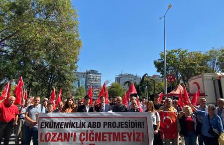 ABD İsrail Dostu Fener Rum Patrikhanesine Geçit Yok!