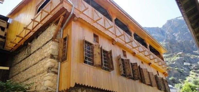 Kemaliyelinin siyanüre isyanı - Resim : 2