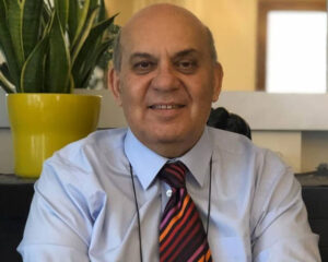 topkurulu-ile-yeni-kitabini-ve-merak-edilen-o-soruyu-konustuk-abd-gercekten-yeniliyor-mu-mh2z