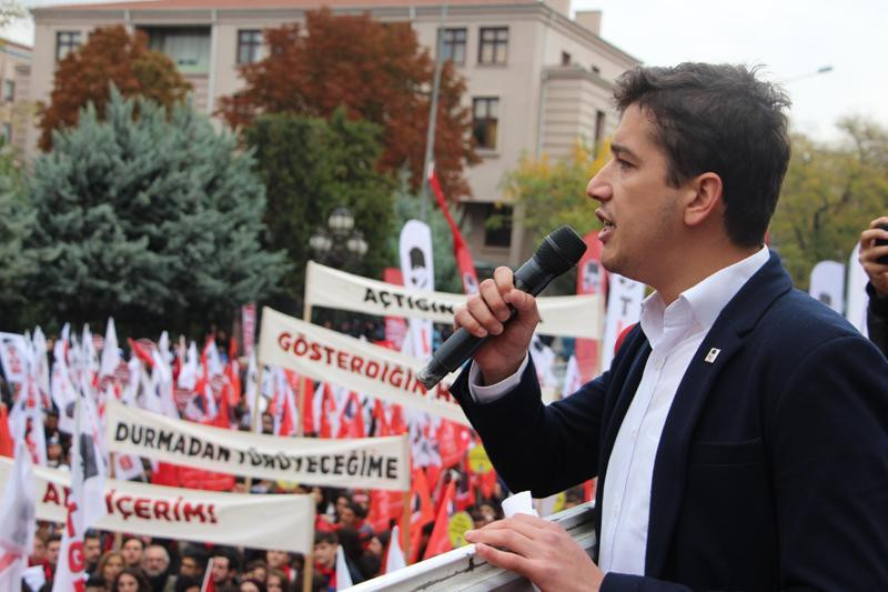 İstediğiniz kadar şu fotoğrafa gözlerinizi kapatın 'Körlüğün korkuya faydası yok' - Resim : 2